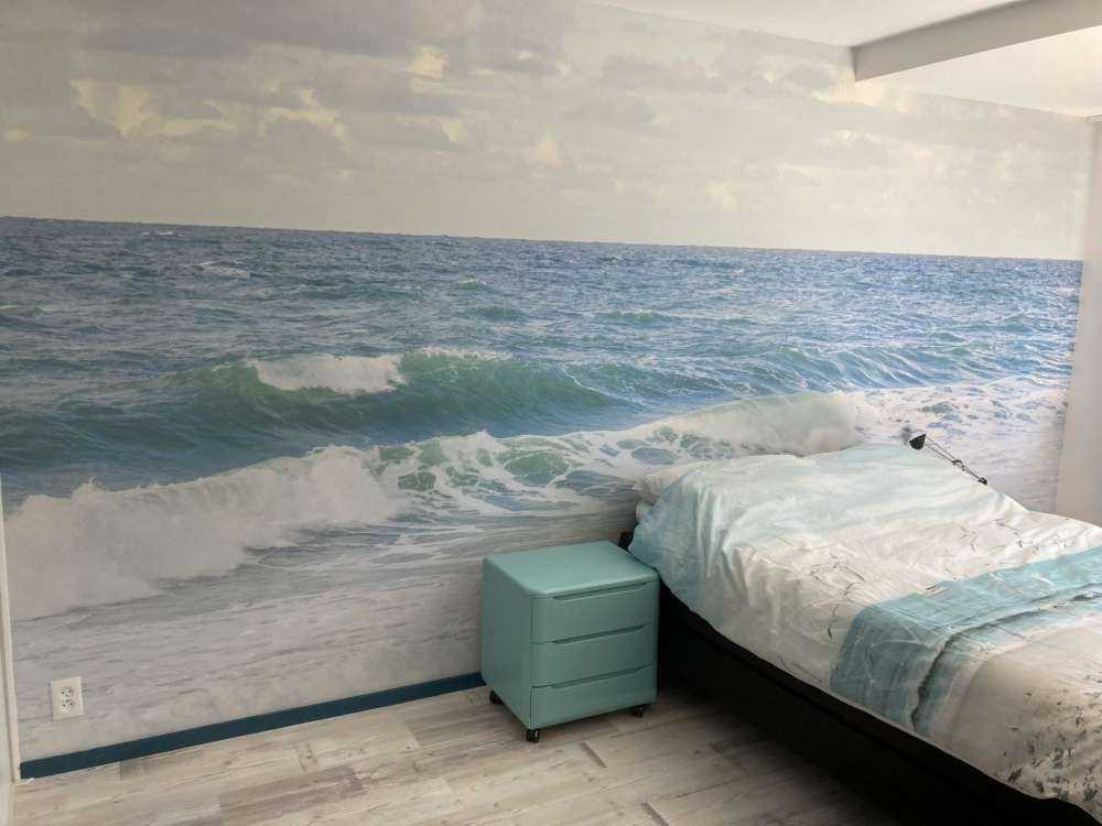 Mer avec hautes vagues