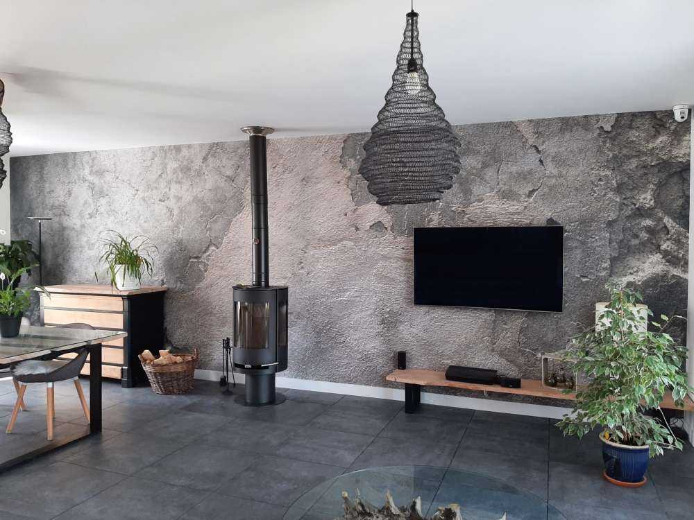 Béton fissuré avec stucco