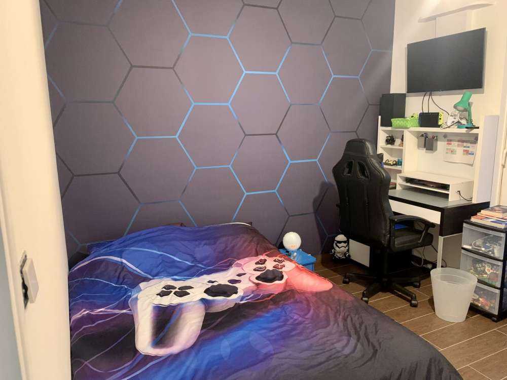 Hexagones gris foncé