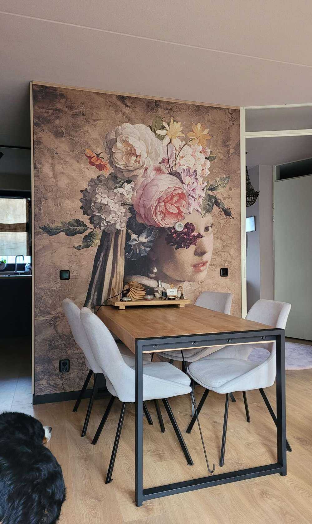 La jeune fille à la perle - motif floral