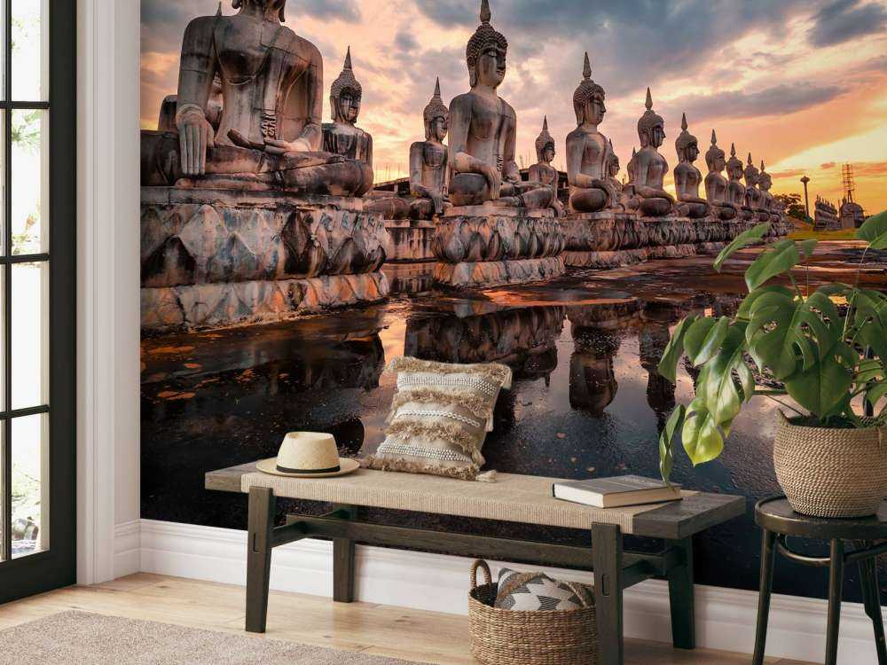 Statues de Bouddha sur l'eau