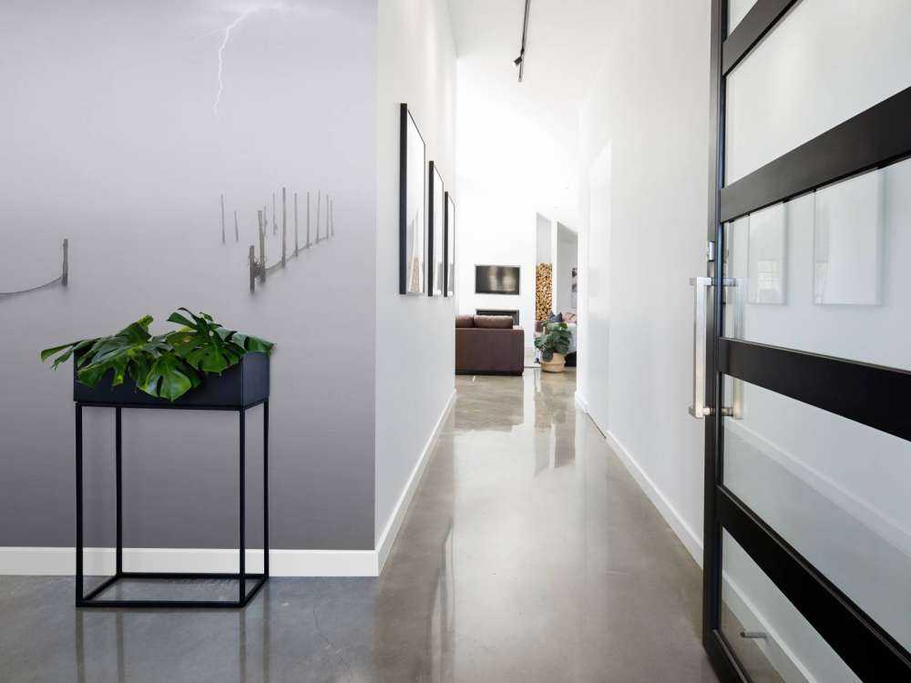 Filet de pêche avec brouillard et orage