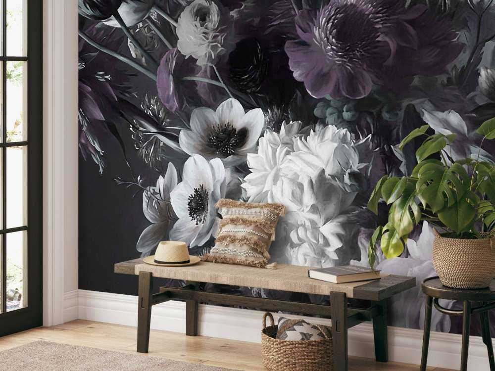 Grand bouquet avec des anémones violettes