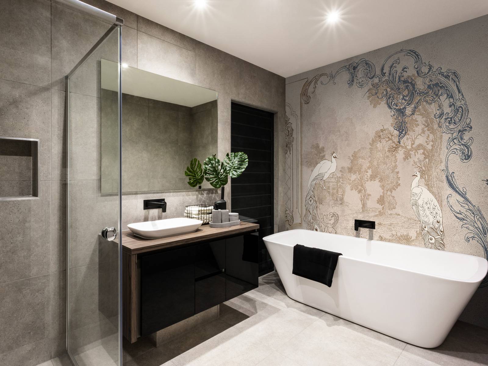 Splendeur Baroque du Paon sous un Angle Moderne