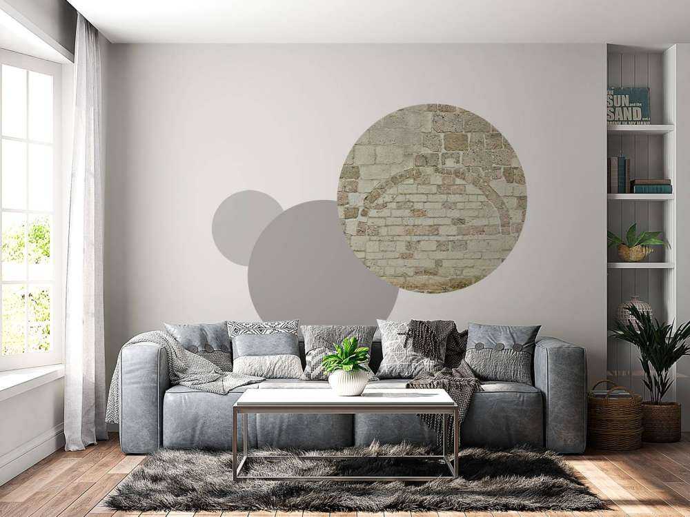 Vieux mur de pierre avec arc