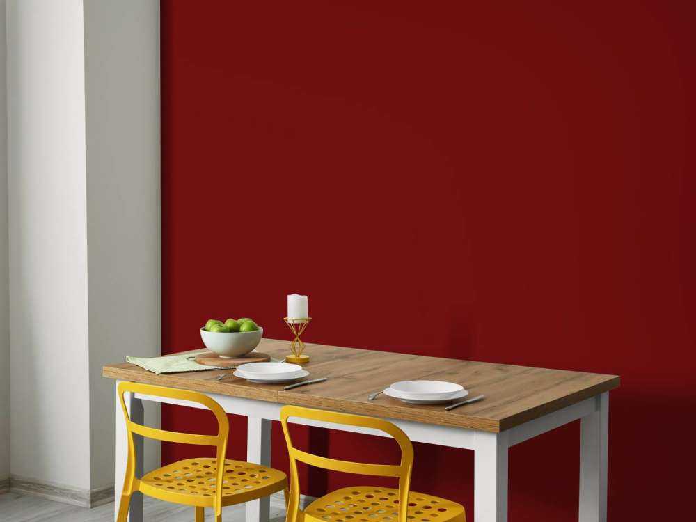Rouge foncé brun