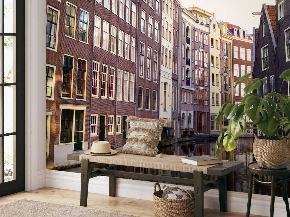 Les maisons d'Amsterdam sur le canal