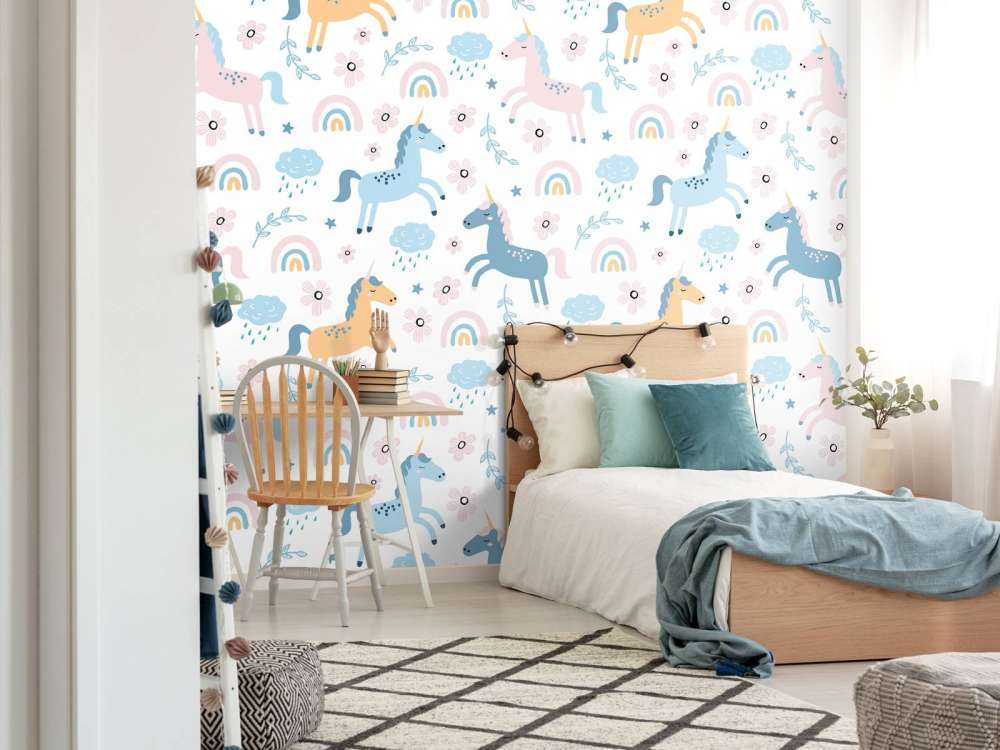 Licorne avec arc-en-ciel