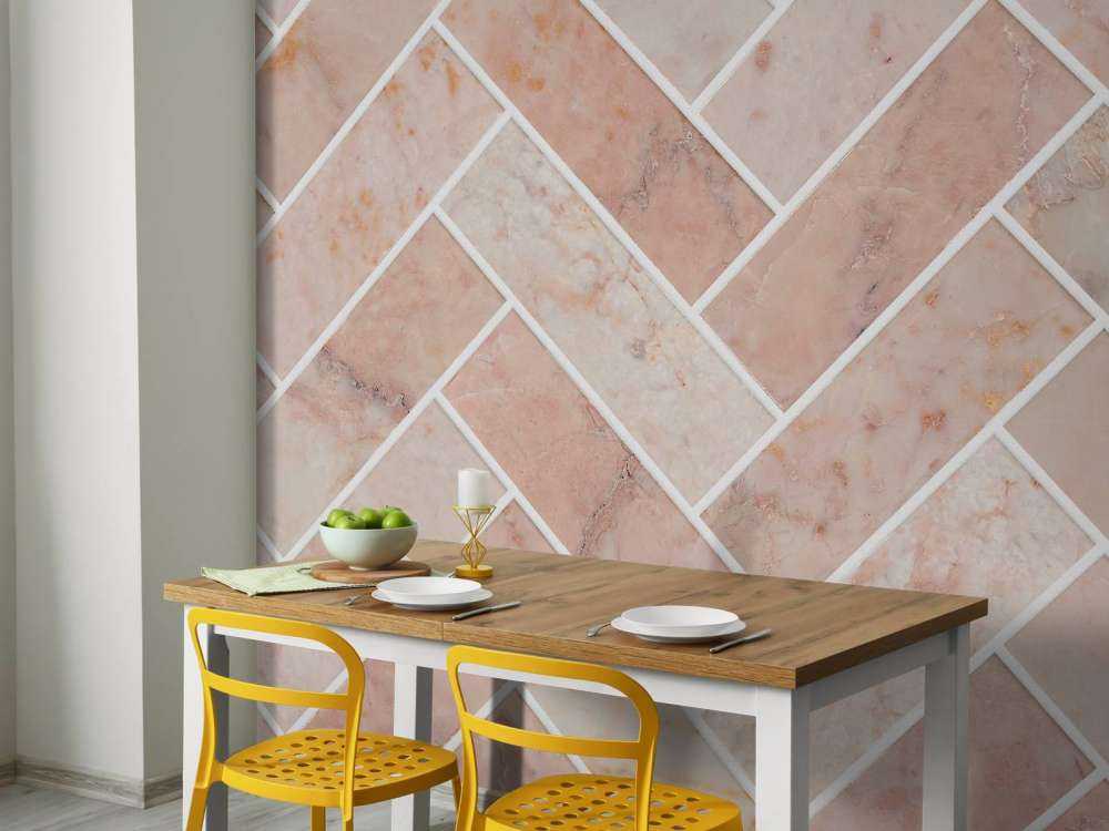Marbre rose à chevrons