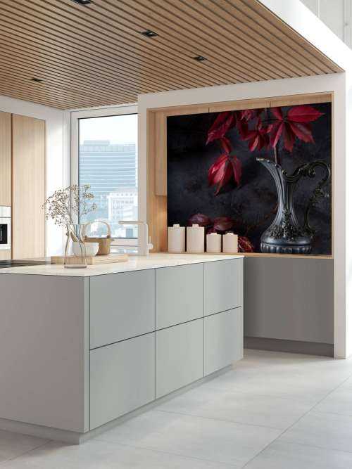 Boite de vin rouge et fruits rouges
