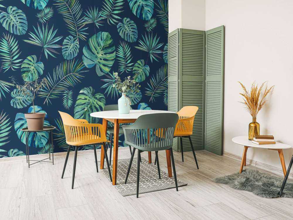 Feuilles de palmier et monstera