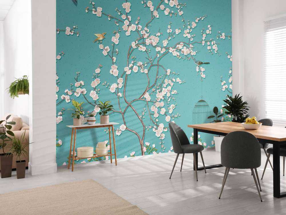 Arbre fleuri dessiné avec des oiseaux