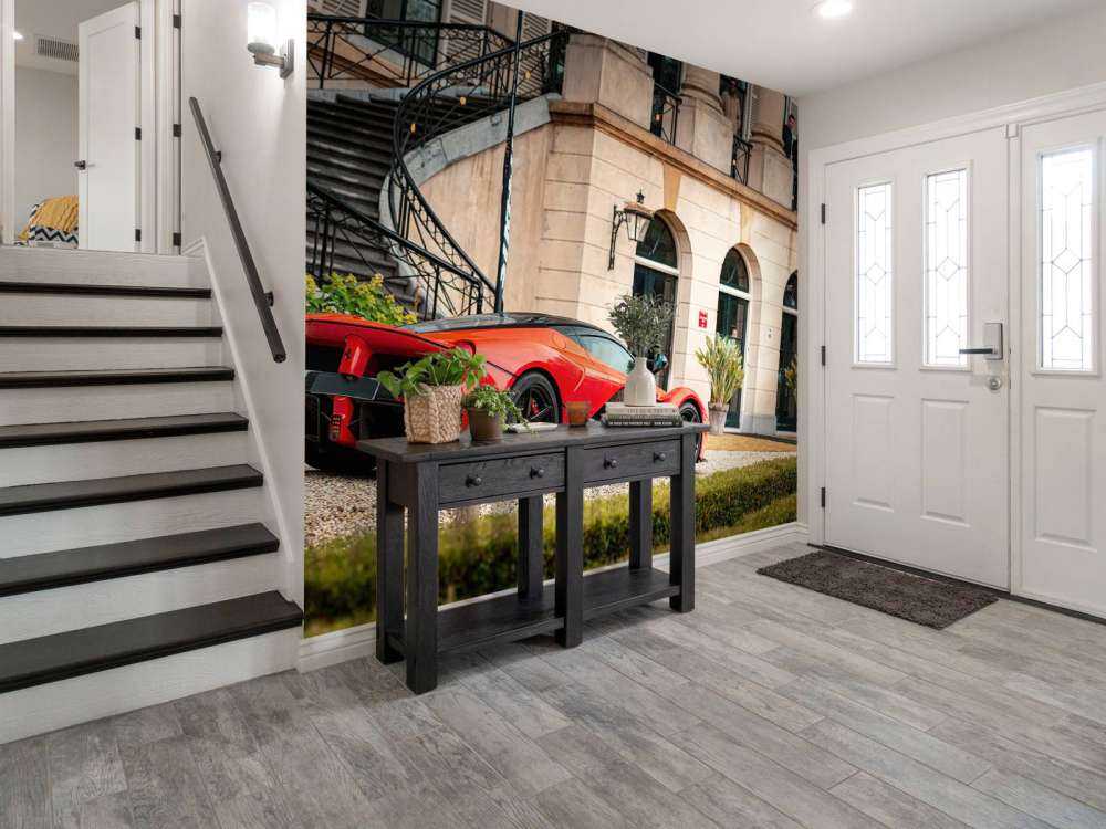 Ferrari laFerrari devant une villa de luxe