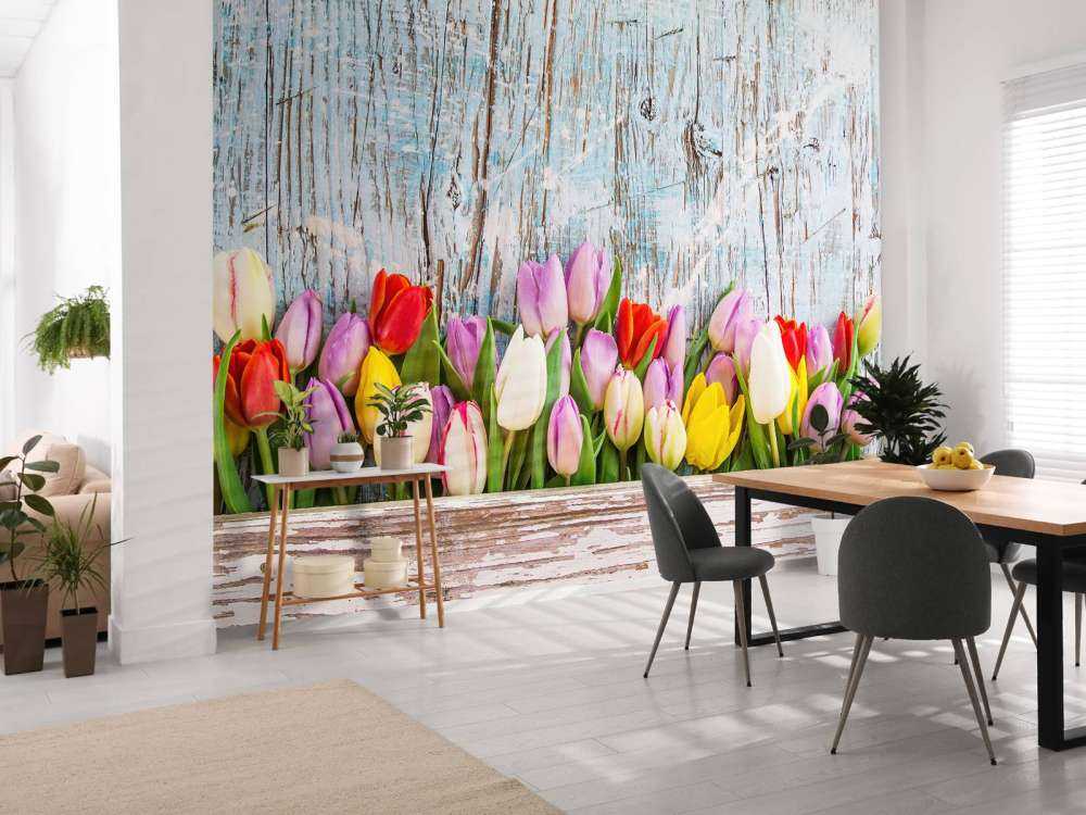 Tulipes avec du bois