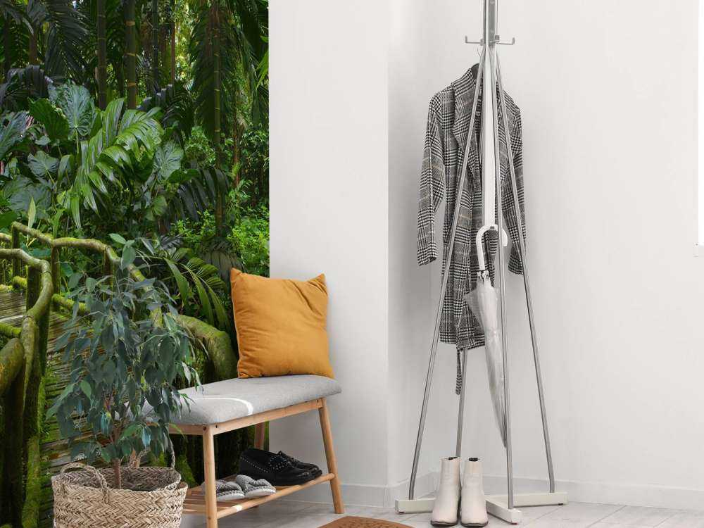 Pont étroit dans la jungle