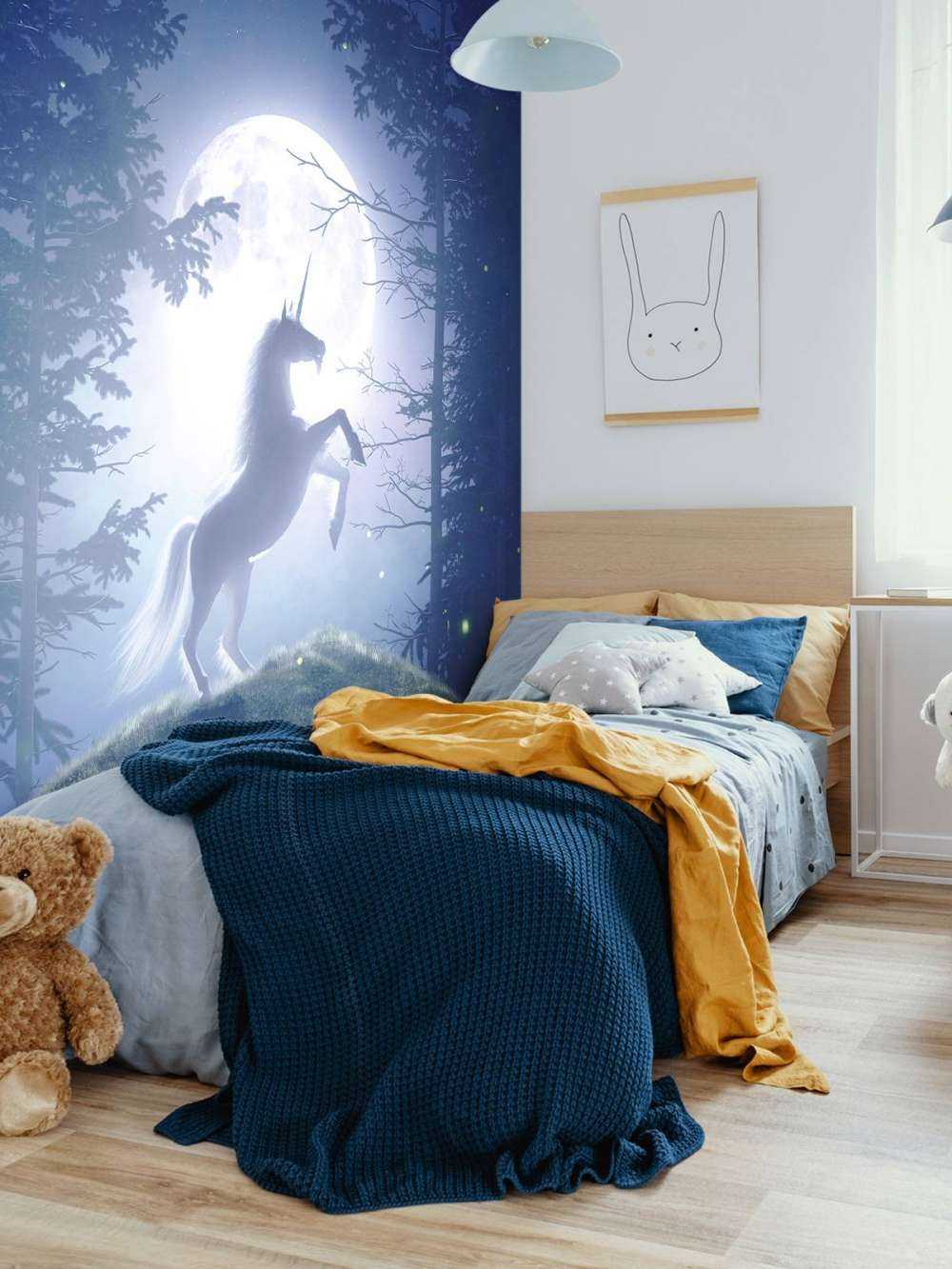 Licorne à la pleine lune
