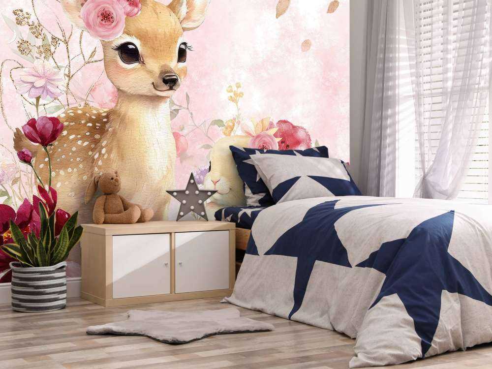 Hertje et lapin dans la splendeur des fleurs