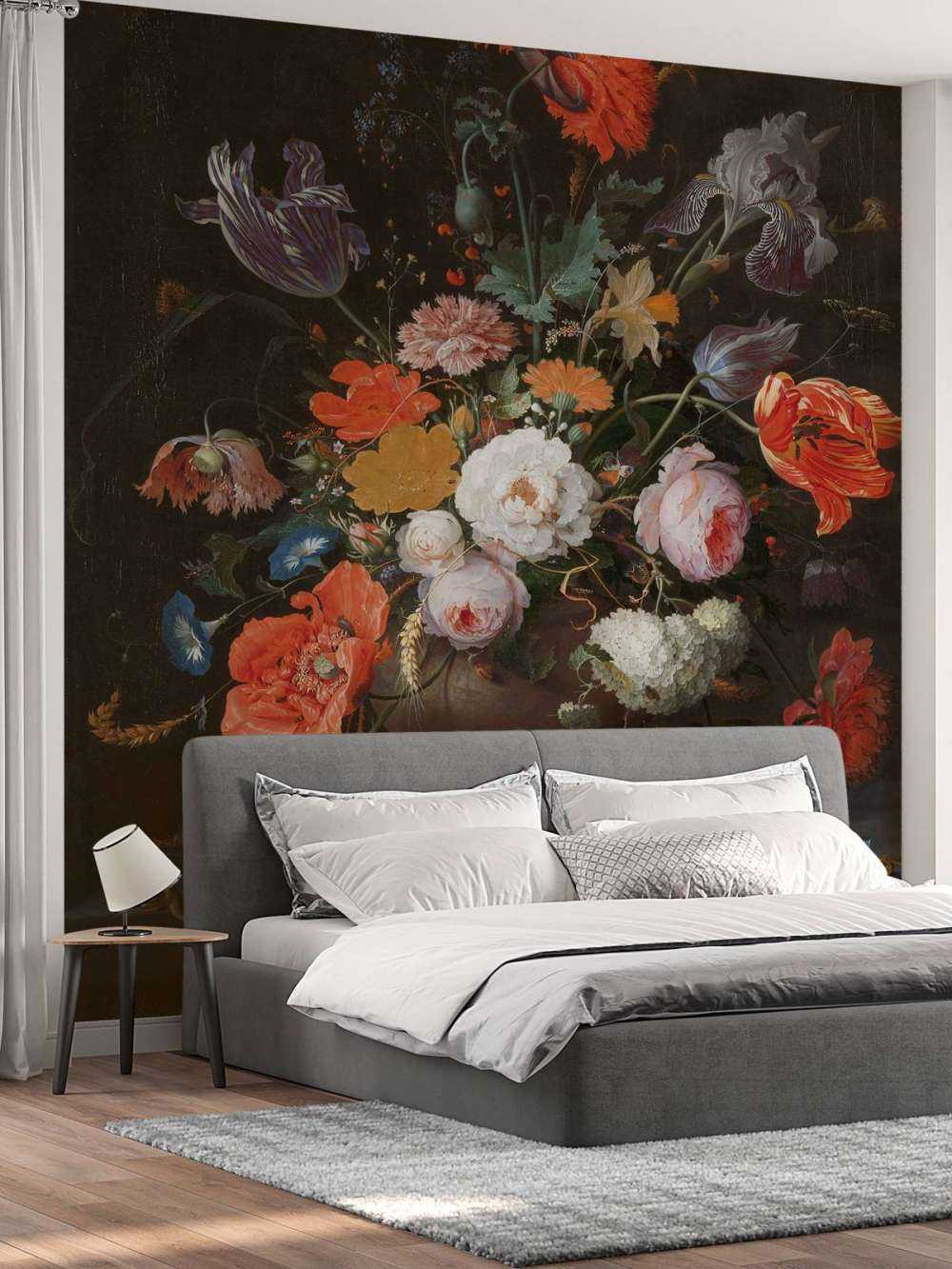 Nature morte avec des fleurs et une montre