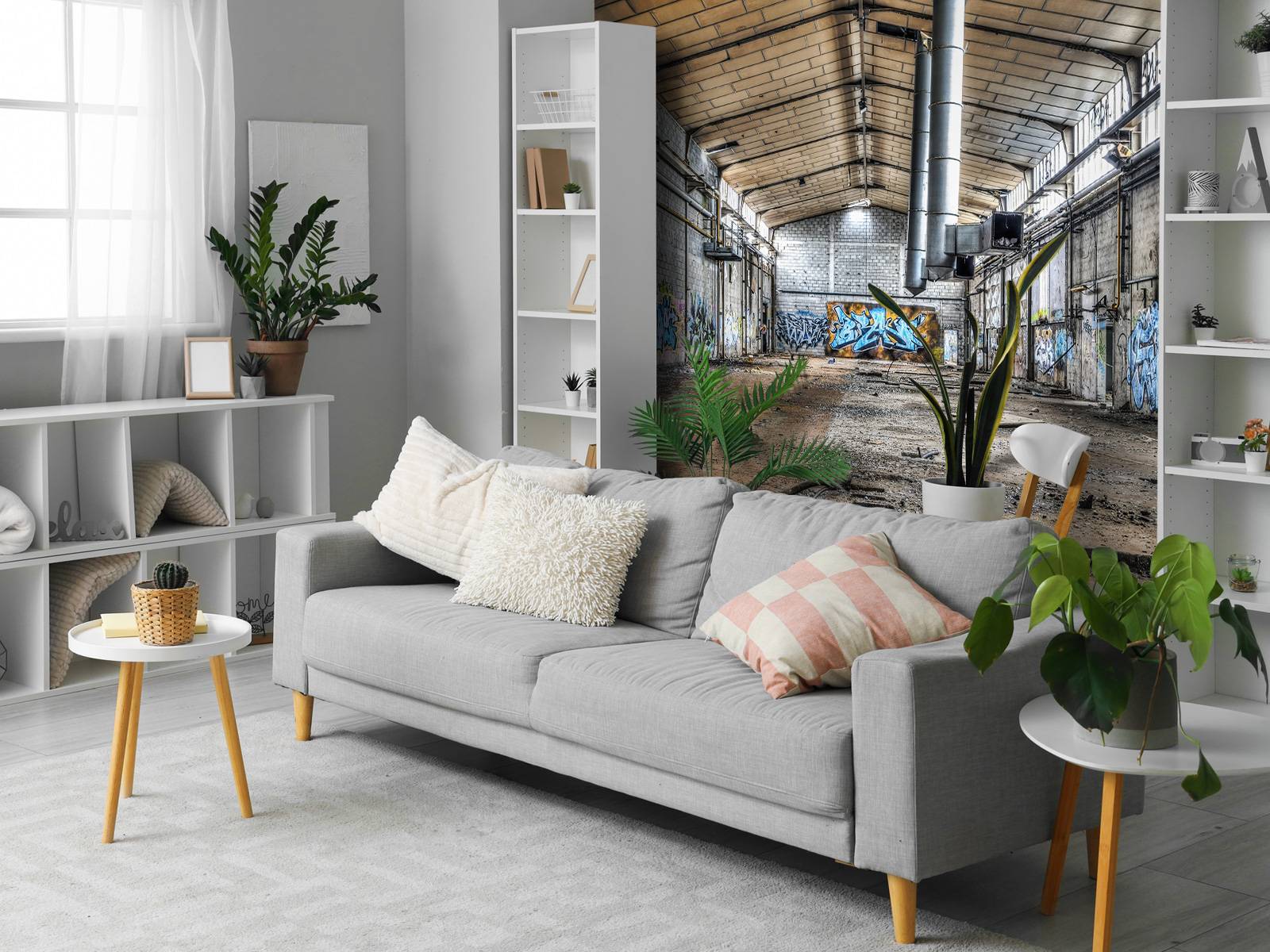 Vieux hall d'usine abandonnée