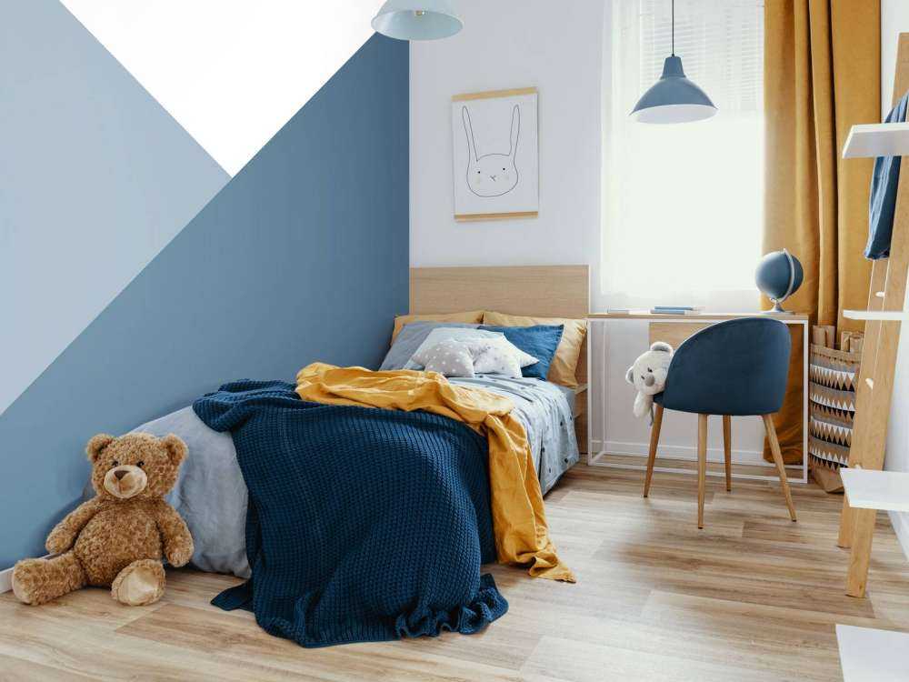 Des triangles dans les tons de bleu