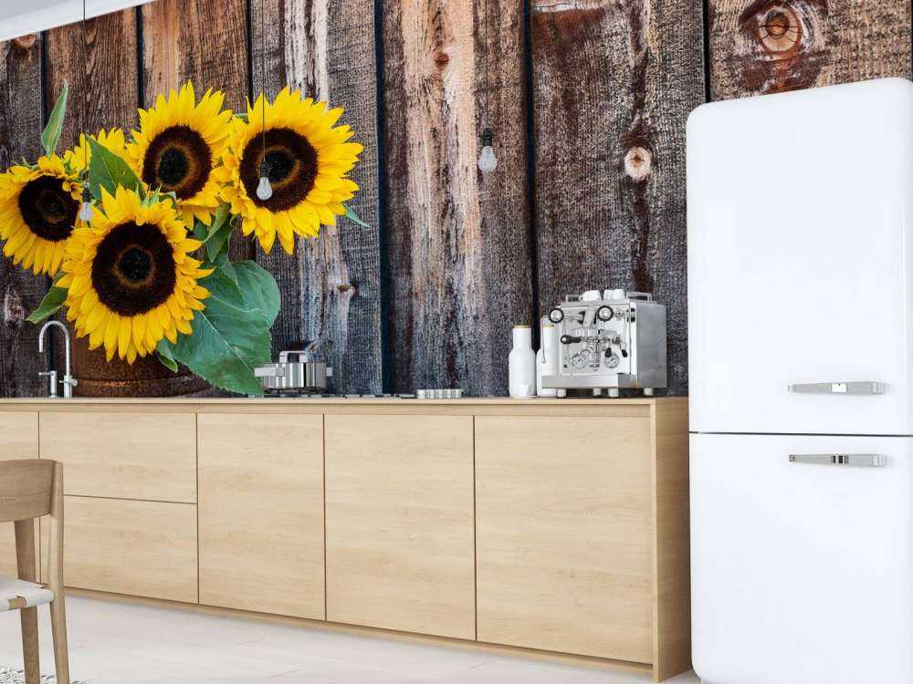 Vase avec des tournesols